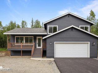 8046 E Sandstone Dr, Wasilla, AK 99654