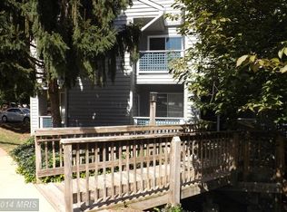 11719 Summerchase Cir APT B, Reston, VA 20194