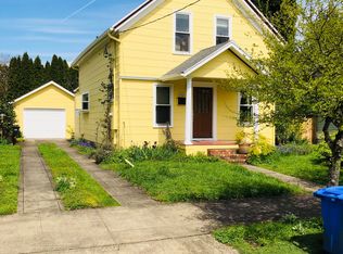 1203 SE Miller St, Portland, OR 97202