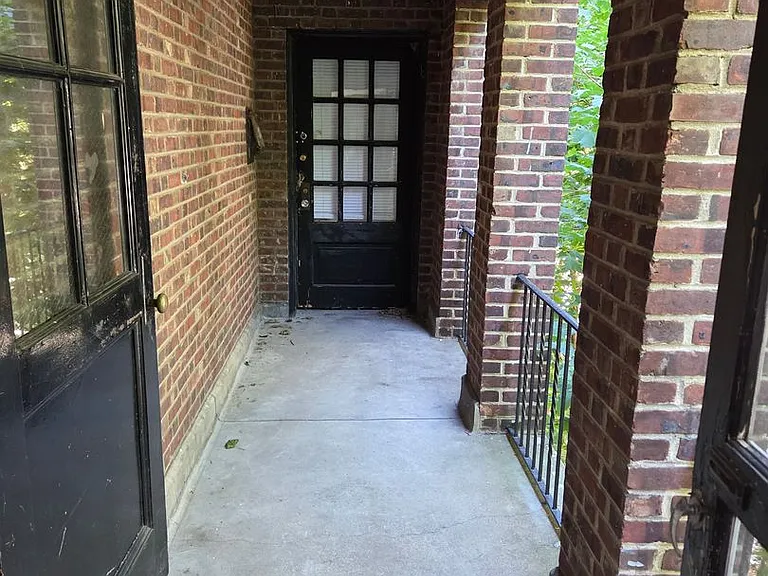 Edgehill Hill Court Apaprtmentr — Photo 17