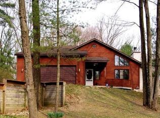 3666 Pepper Ln, Hamilton, MI 49419