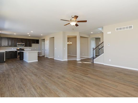 3rd image of 1021 Sweet River Dr