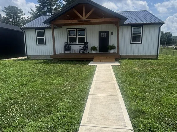 4865 Imperial St, Nelsonville, OH 45764