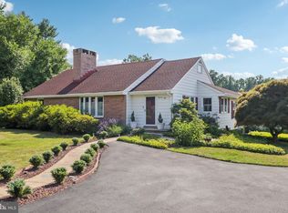 1450 Grasshopper Rd, Huntingdon Valley, PA 19006