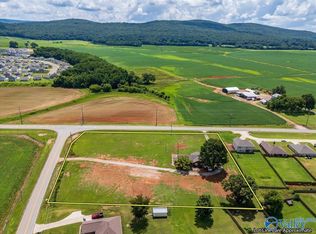 4435 Winchester Rd, New Market, AL 35761