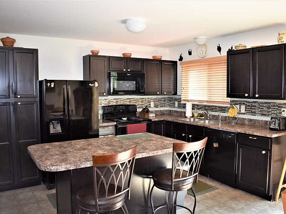 4th image of 1962 Spring Cove Dr