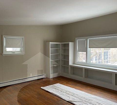 3rd image of 20 Reed St #2