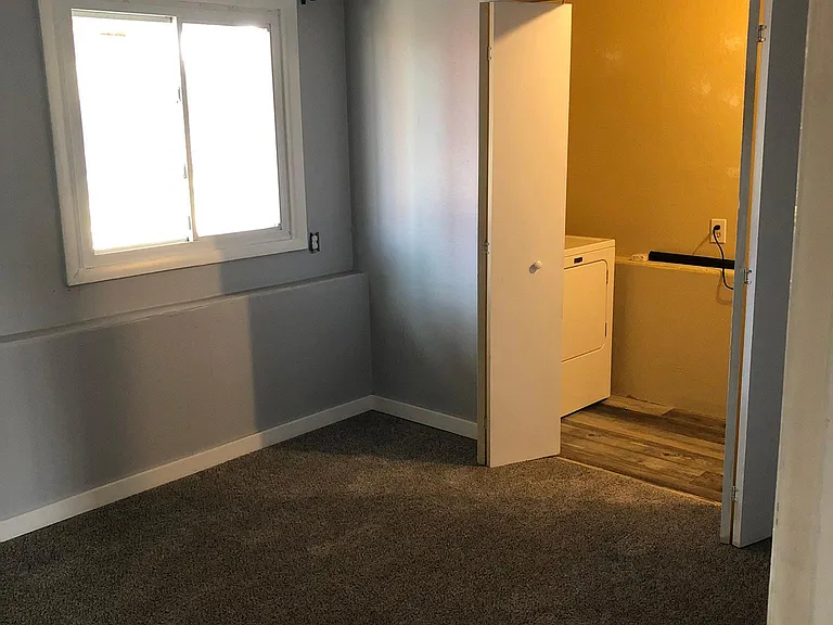 1700 Gifford Dr — Photo 34