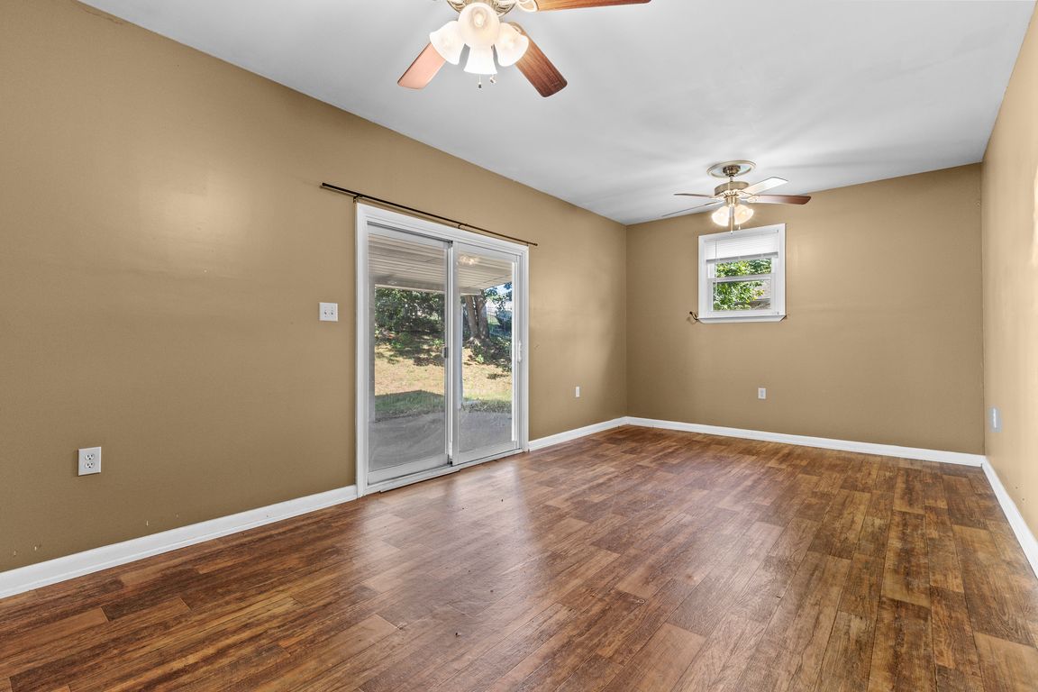 next background image