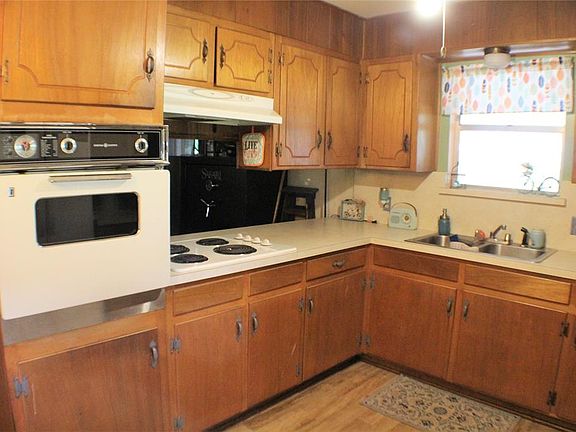5th image of 5208 Greene Ave