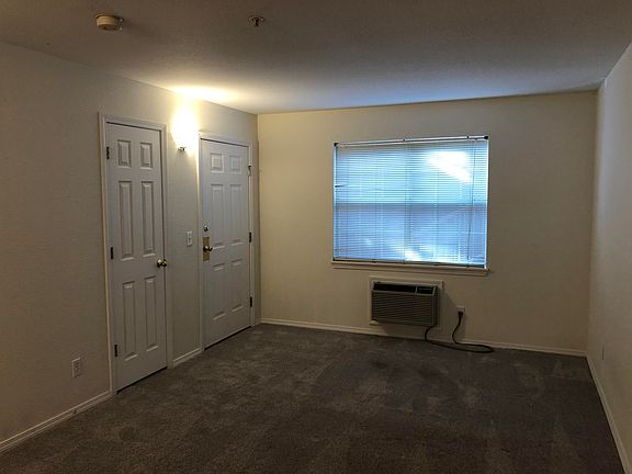 4th image of 200 Golf View Dr Unit 3