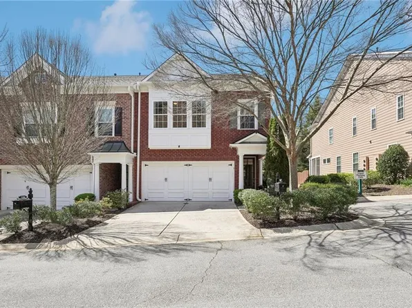 7110 Lowery Oak Dr, Roswell, GA 30075