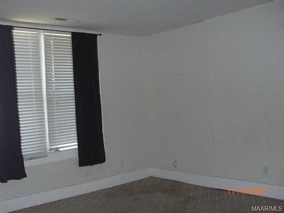 2nd image of 424 Burton Ave