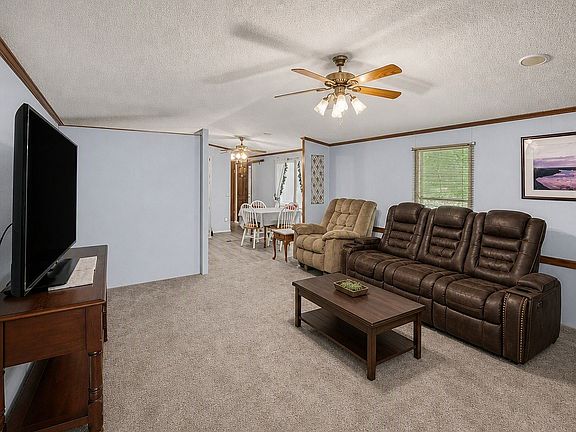 3rd image of 430 Whispering Pines Dr SW