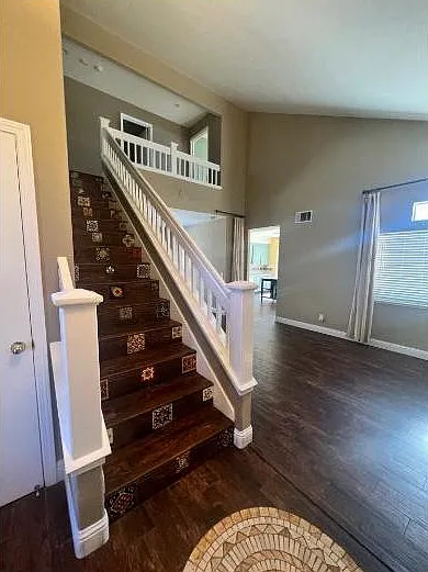 413 Brennan Pl — Photo 5