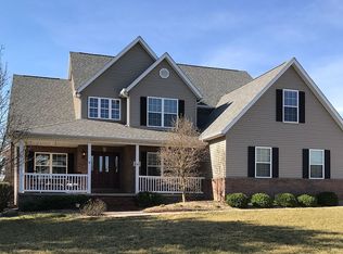 1000 Greenbrier Ln, Washington, IL