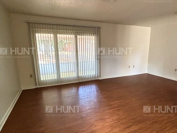 3rd image of 140 Aster St
