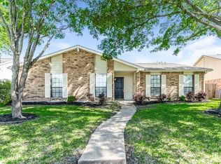 2610 Duchess Dr, Garland, TX 75040