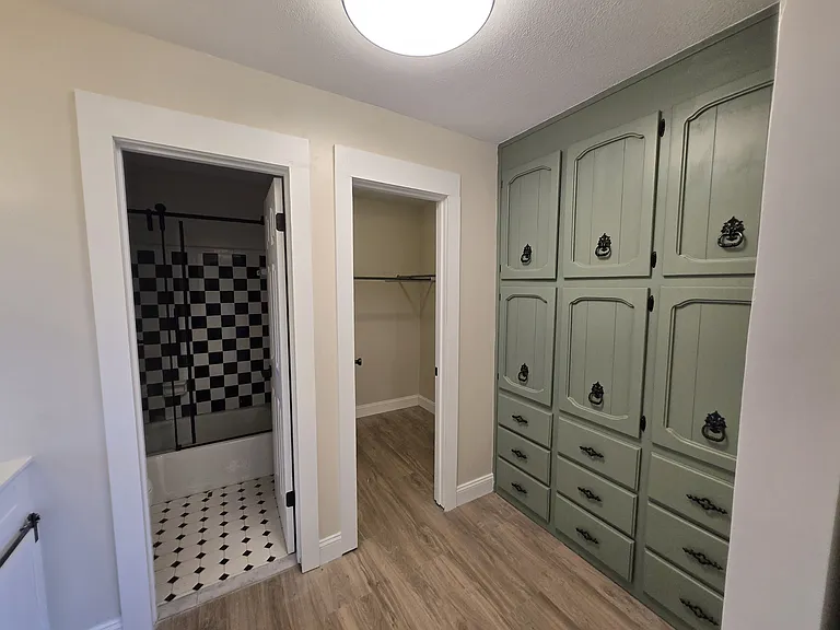 7458 Woodside Rd — Photo 15