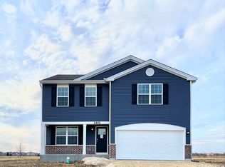 2401 Anna Maria Ln, Yorkville, IL 60560