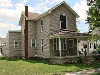 1st image of 218 N 2nd St