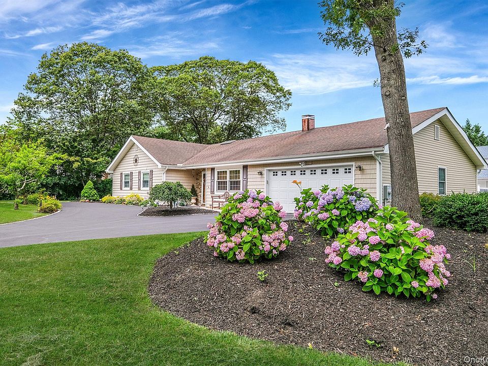 1st image of 22 Concord Drive