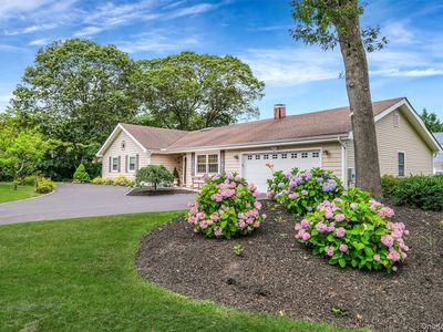 22 Concord Drive, Holtsville, NY, 11742