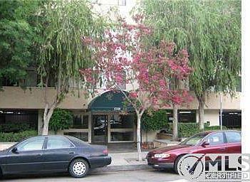 1st image of 5310 Zelzah Ave Unit 211