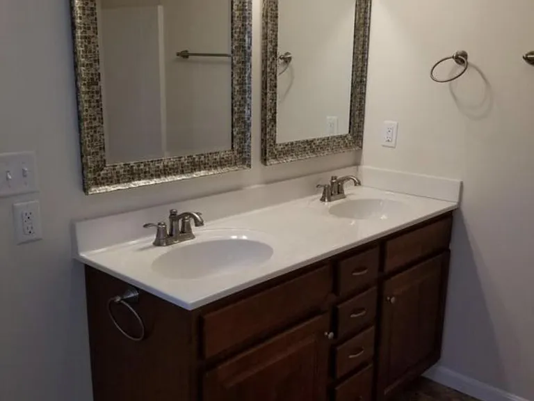 707 Blossom Dr — Photo 7