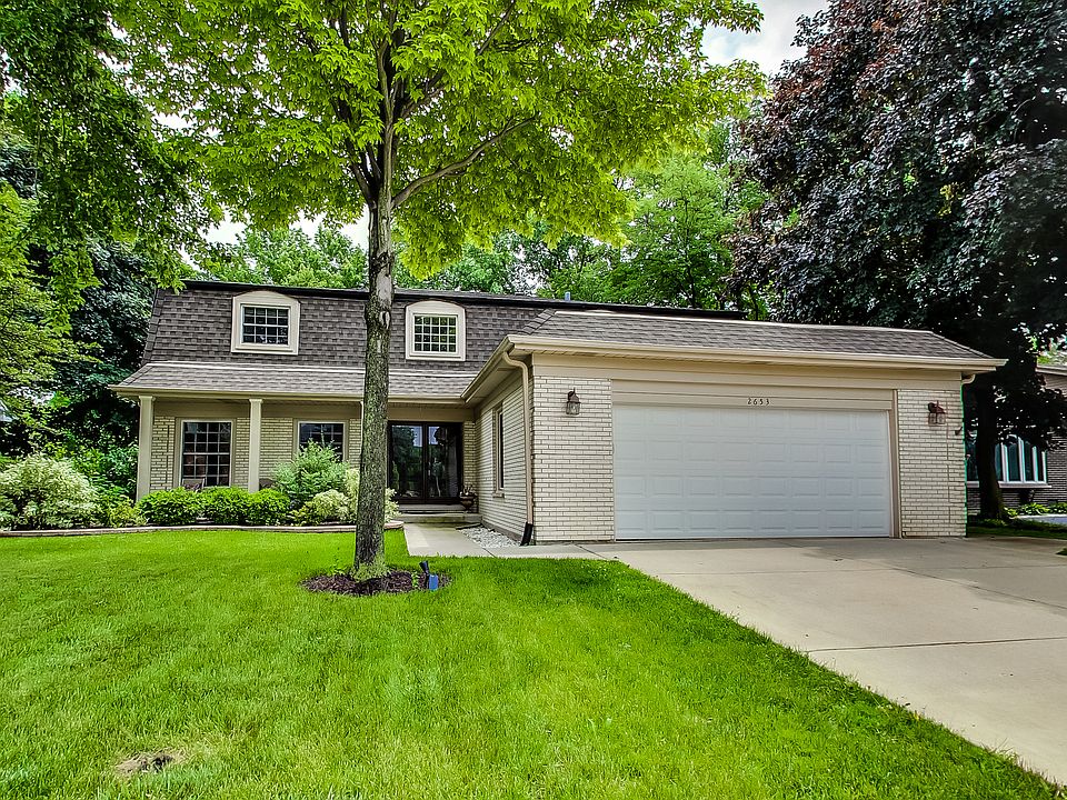 1st image of 2653 N Stuart Dr