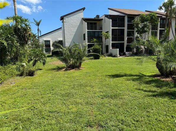 2207 Belleair Rd APT B22, Clearwater, FL 33764