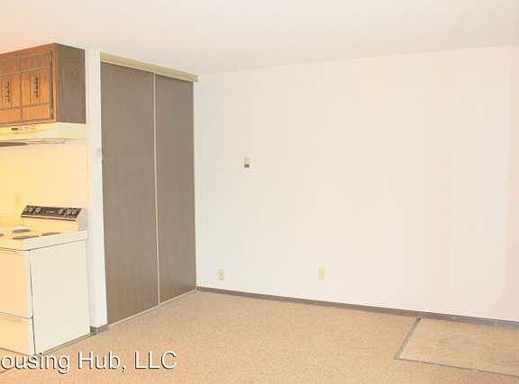 3rd image of 1429 Case Ave APT 4