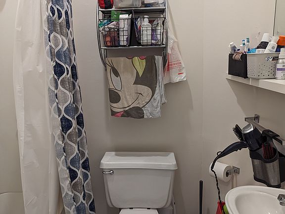 3rd image of 509 Columbus Ave #1