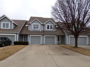 8228 N Bradford Ct, Kansas City, MO 64151