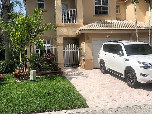 5th image of 854 NW 170th Ter