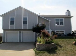 17180 Jennifer St, Gardner, KS 66030