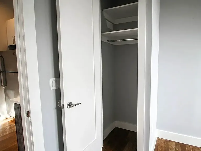 220 Himrod St #2L — Photo 4