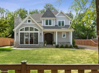 431 Wilmette Cir, Wilmette, IL 60091