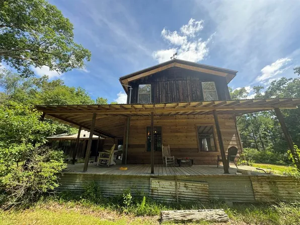 164 County Road 2127, Burkeville, TX 75932