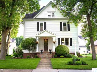 110 Summit St SW, Sleepy Eye, MN 56085