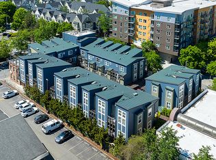 Urbane, Redmond, WA 98052