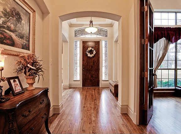 3rd image of 108 Red Oak Dr
