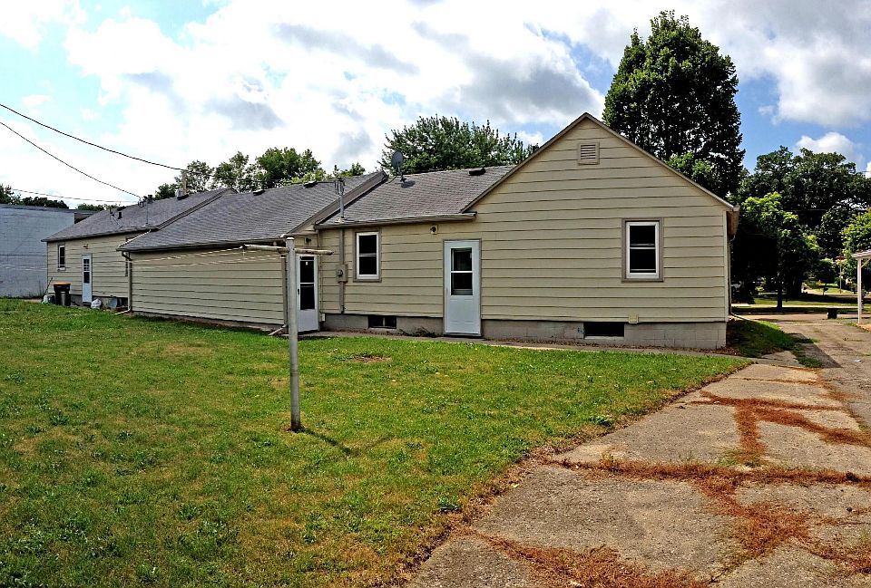 2nd image of 505 Hillhaven St