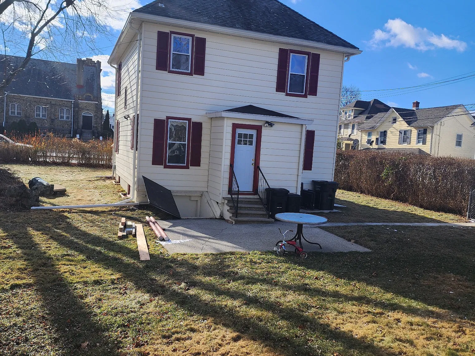 4 bed, $4,000 — Photo 3