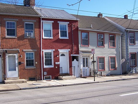 Front Street View