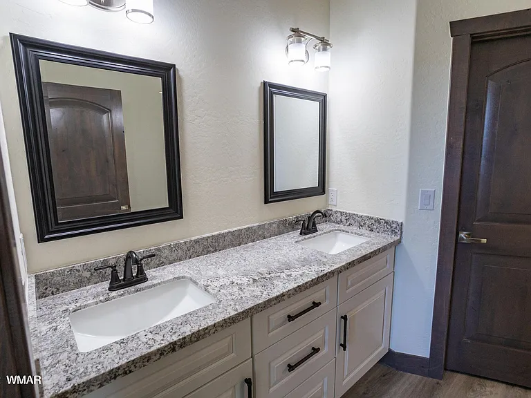 2960 W Villa Loop — Photo 11