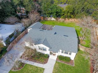 1551 Peachtree Cir N, Jacksonville, FL 32207