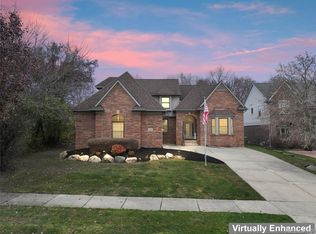 18282 Cascade Dr, Northville, MI 48168