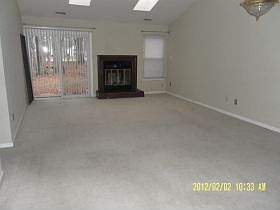 4th image of 228 Ashridge Ln