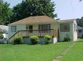 312 N 3rd St, Central City, KY 42330